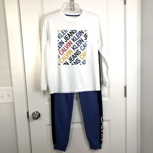Calvin Klein Jeans Sweatpants & Long Sleeve T-shirt Set